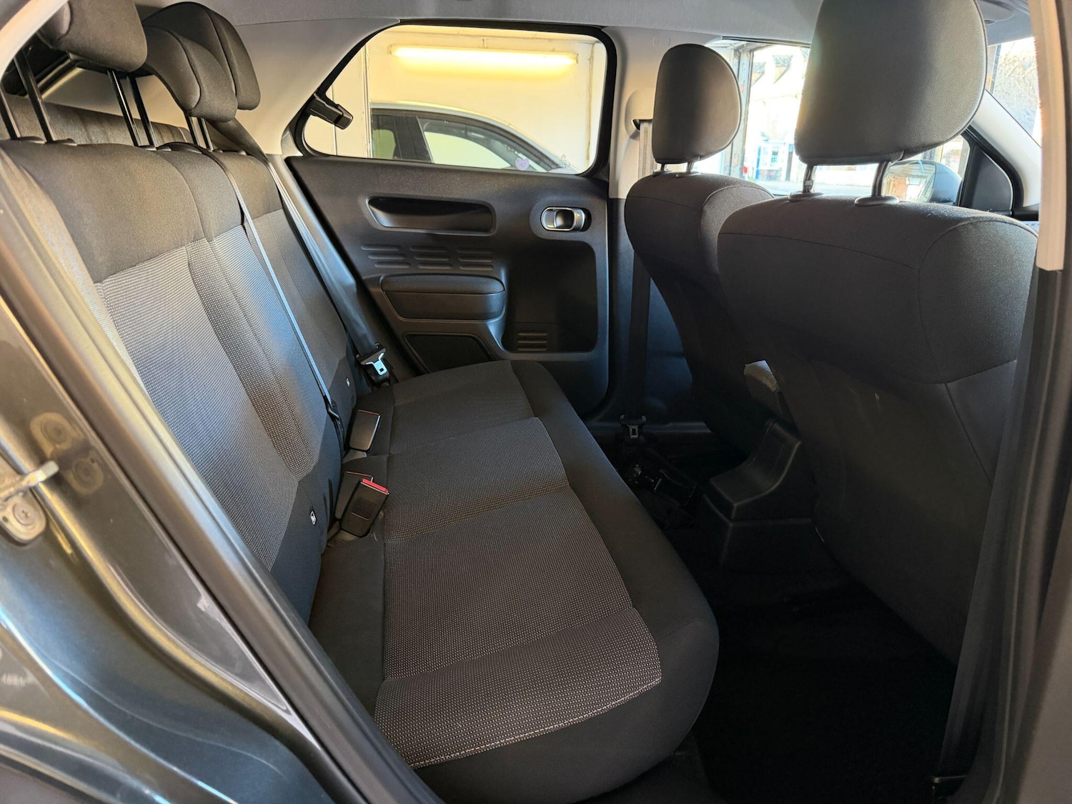 Used Citroen C4 Cactus 2018 for sale - 77081873: Photo 11