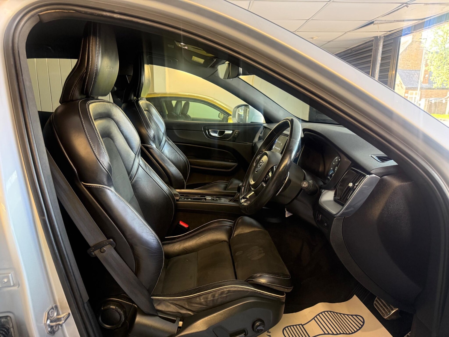 Used Volvo XC60 for sale - 78215061: Photo 9