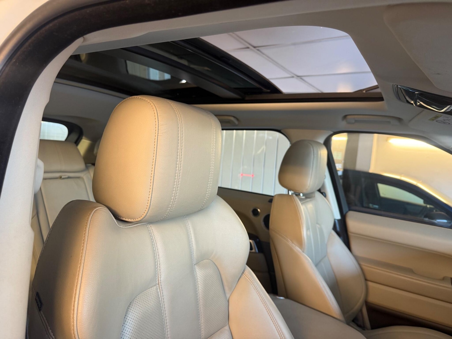 Used Land Rover Range Rover Sport 2014 for sale - 76832134: Photo 12