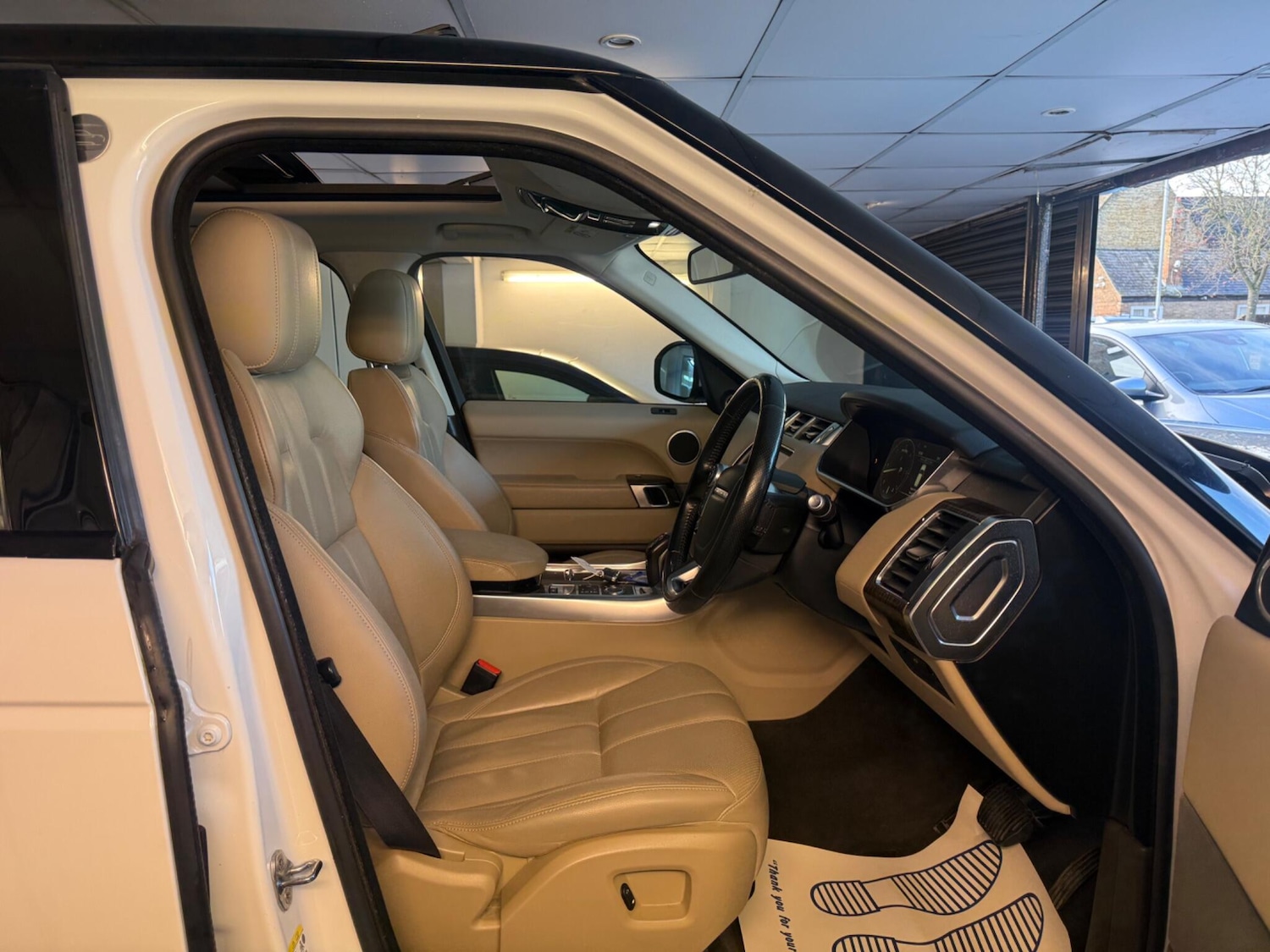 Used Land Rover Range Rover Sport 2014 for sale - 76832134: Photo 9