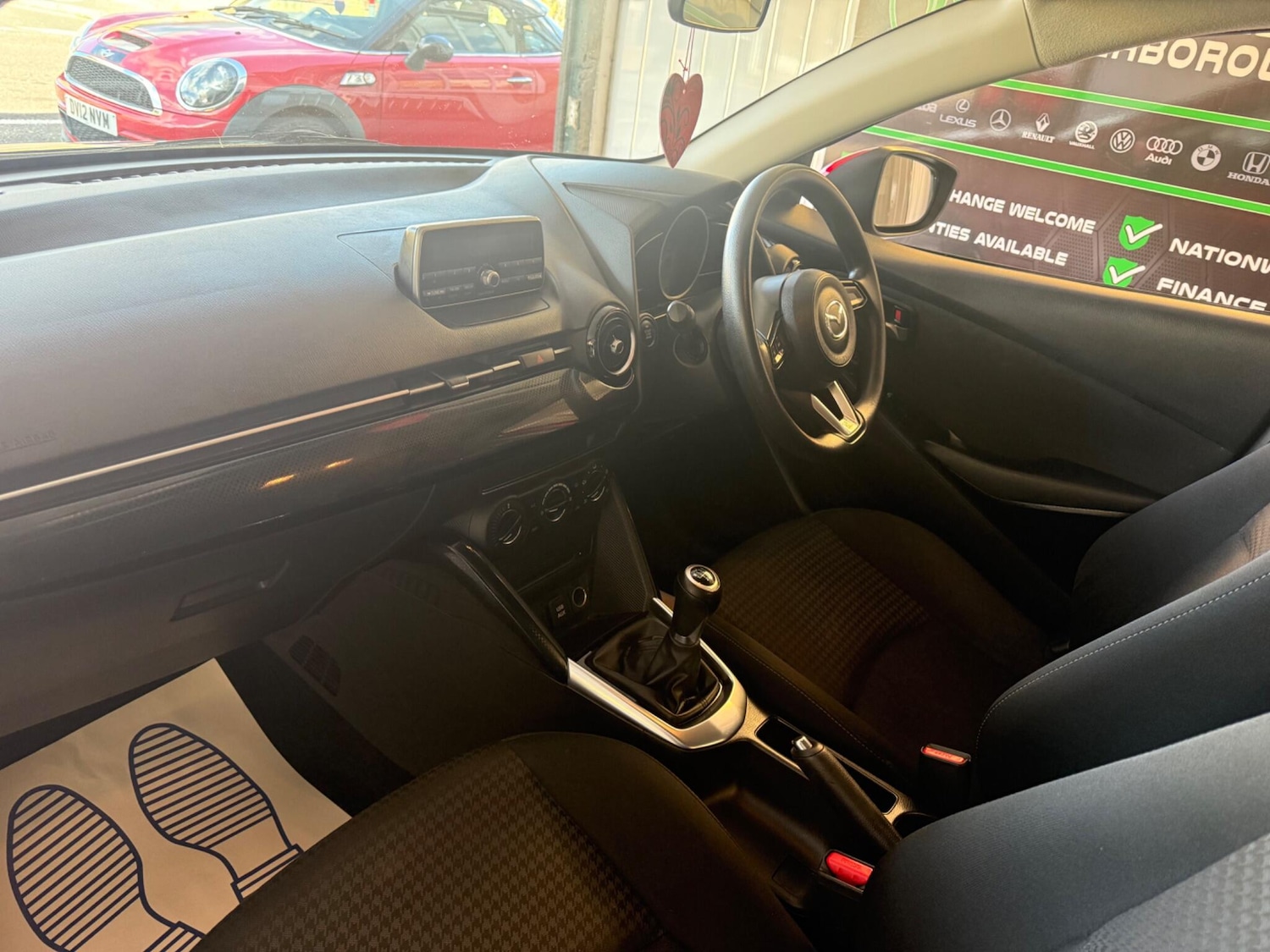 Used Mazda Mazda2 2018 for sale - 76993447: Photo 14