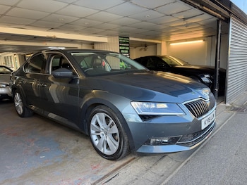 Used Skoda Superb 2019 for sale - 79601738: Photo