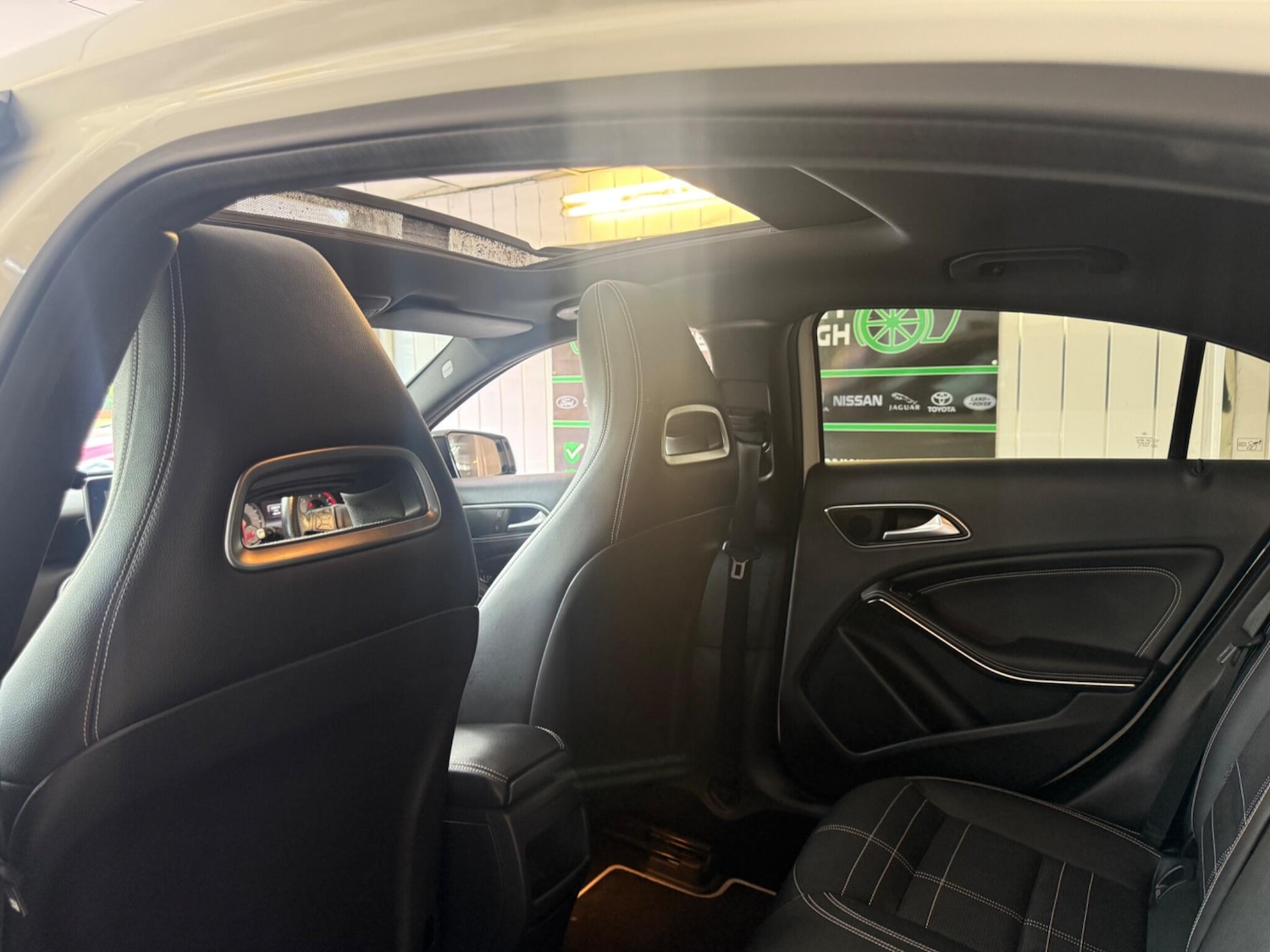 Used Mercedes-Benz A-Class 2015 for sale - 76989163: Photo 15