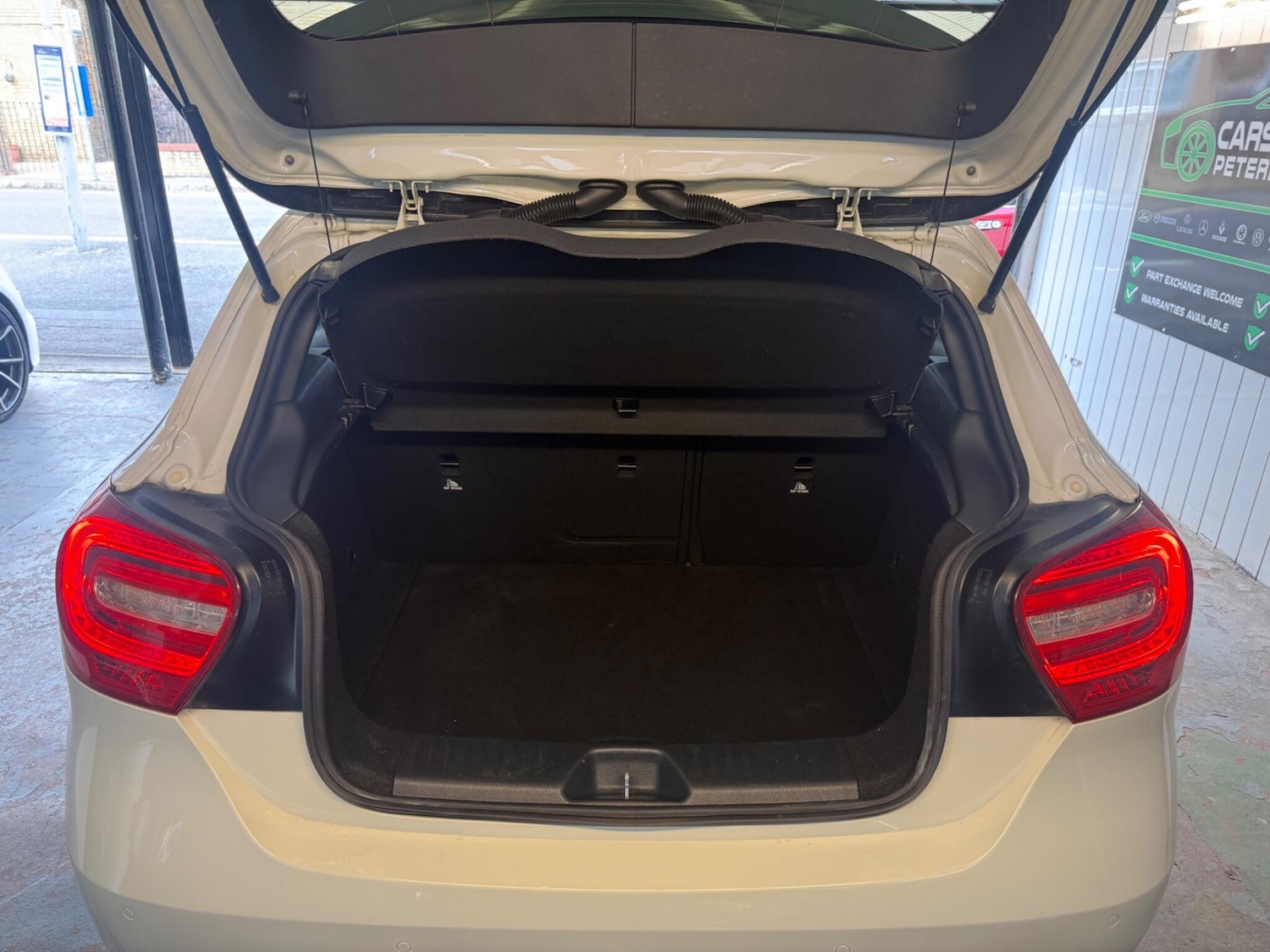 Used Mercedes-Benz A-Class 2015 for sale - 76989163: Photo 19