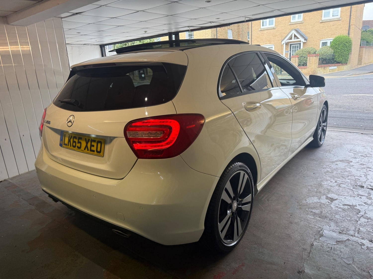 Used Mercedes-Benz A-Class 2015 for sale - 76989163: Photo 7