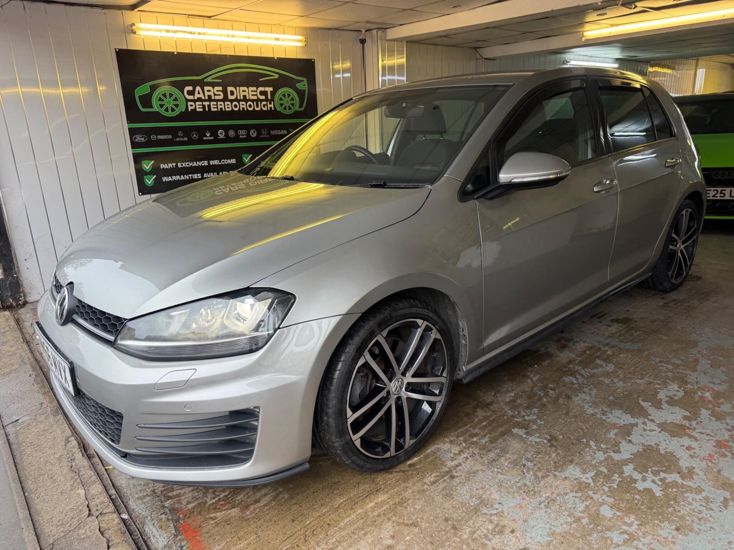 Used Volkswagen Golf 2016 for sale - 77625485: Photo 4