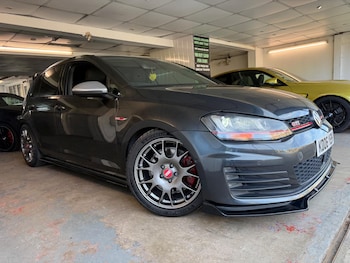 Used Volkswagen Golf 2016 for sale - 78375620: Photo