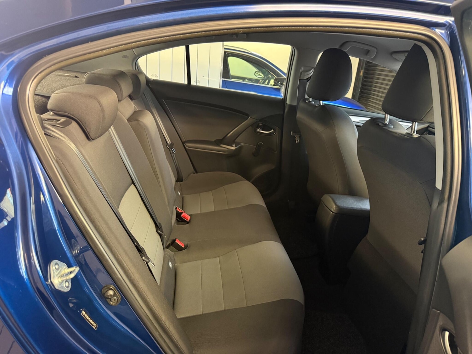 Used Toyota Avensis 2016 for sale - 76485317: Photo 10