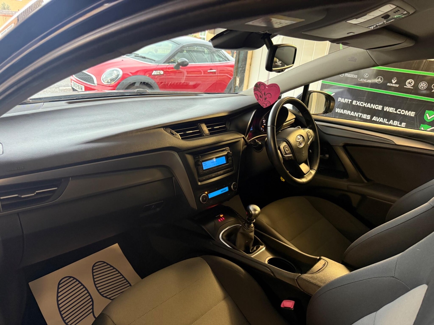 Used Toyota Avensis 2016 for sale - 76485317: Photo 14