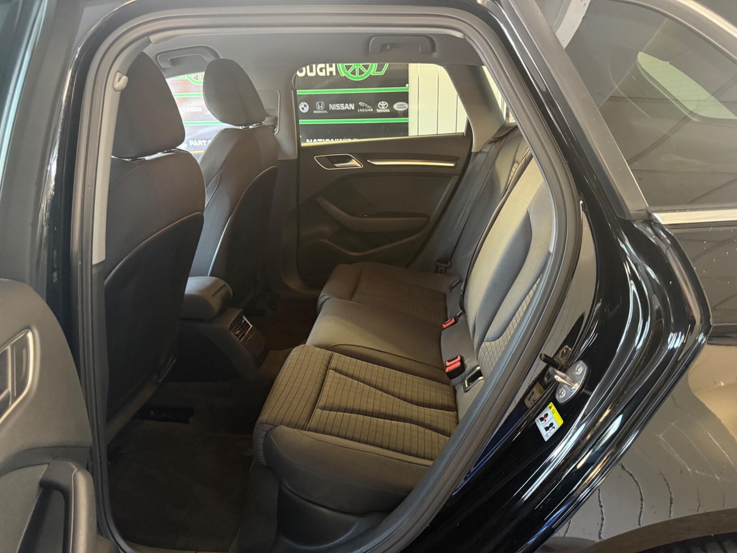 Used Audi A3 2018 for sale - 76989920: Photo 13