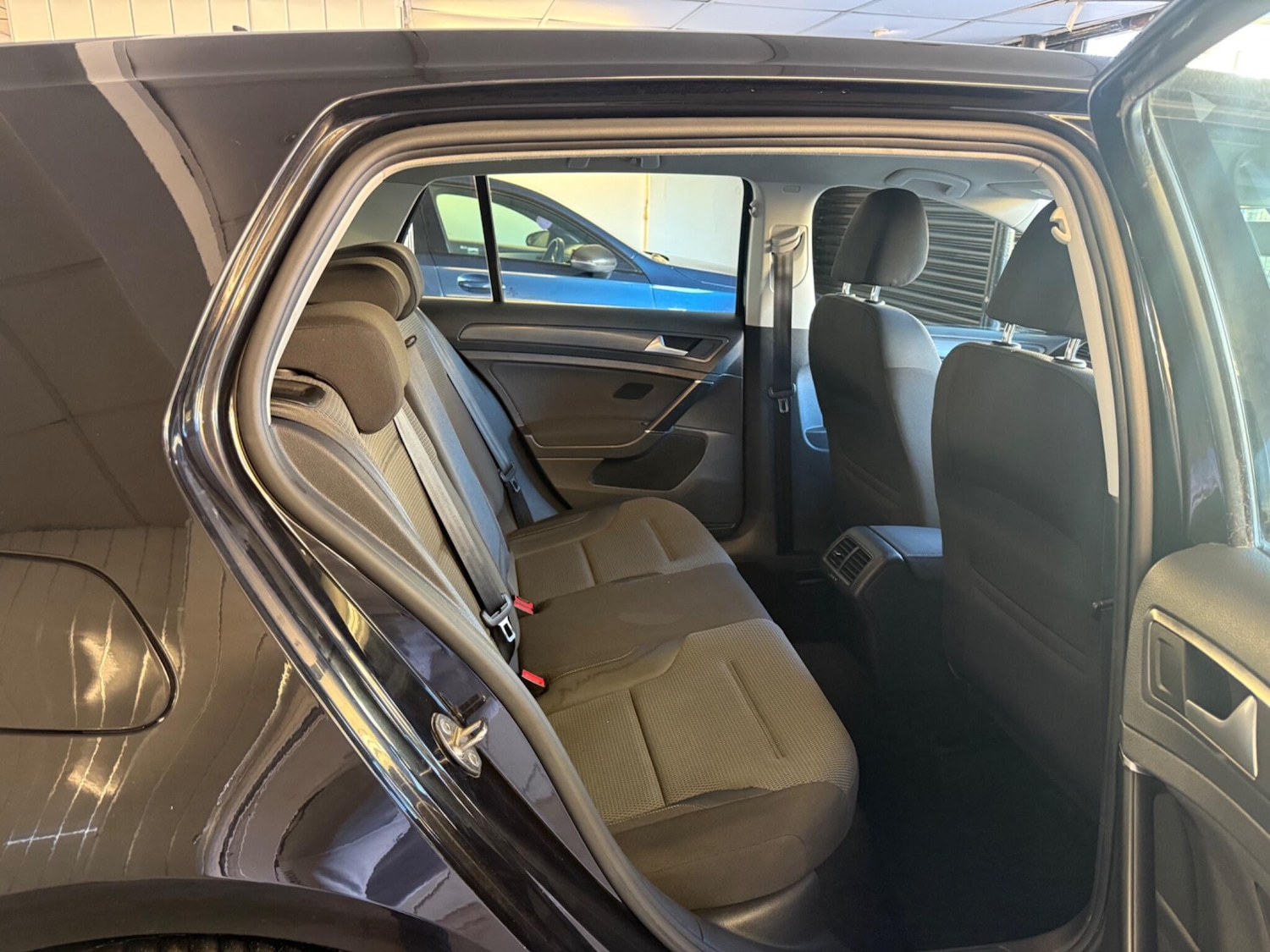 Used Volkswagen Golf 2017 for sale - 76780843: Photo 10