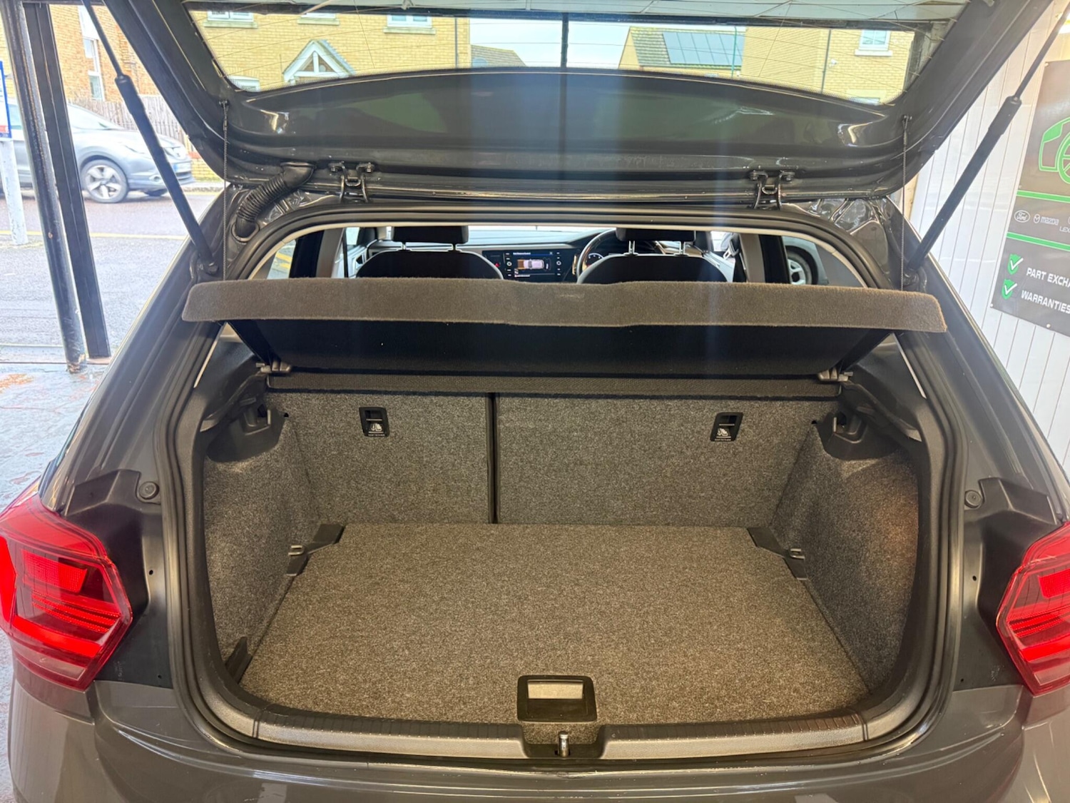 Used Volkswagen Polo 2021 for sale - 77625686: Photo 15