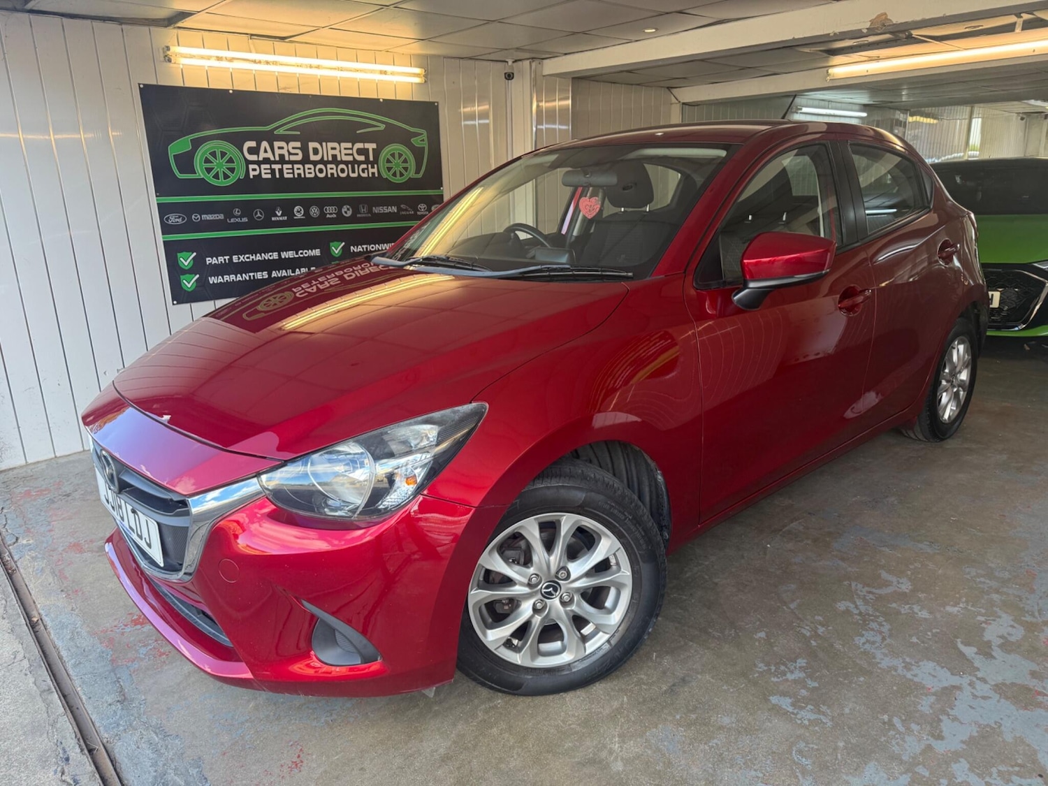 Used Mazda Mazda2 2018 for sale - 76042190: Photo 2