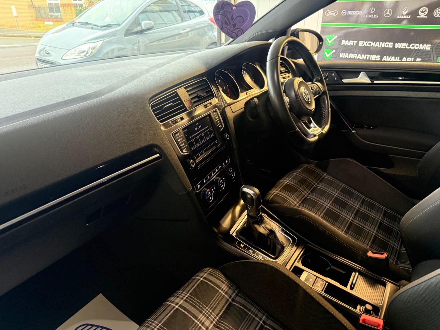 Used Volkswagen Golf 2017 for sale - 77625166: Photo 13