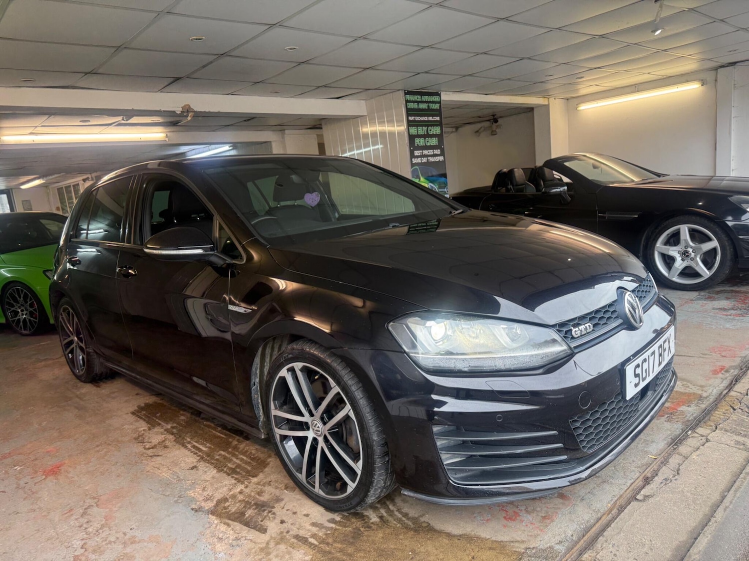 Used Volkswagen Golf 2017 for sale - 77625166: Photo 3