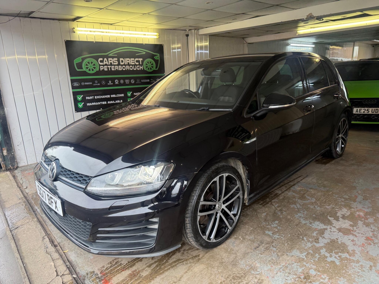 Used Volkswagen Golf 2017 for sale - 77625166: Photo 4