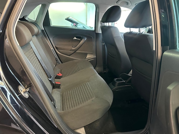 Used Volkswagen Polo 2011 for sale - 76201313: Photo 13