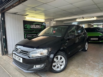 Used Volkswagen Polo 2011 for sale - 76201313: Photo 2