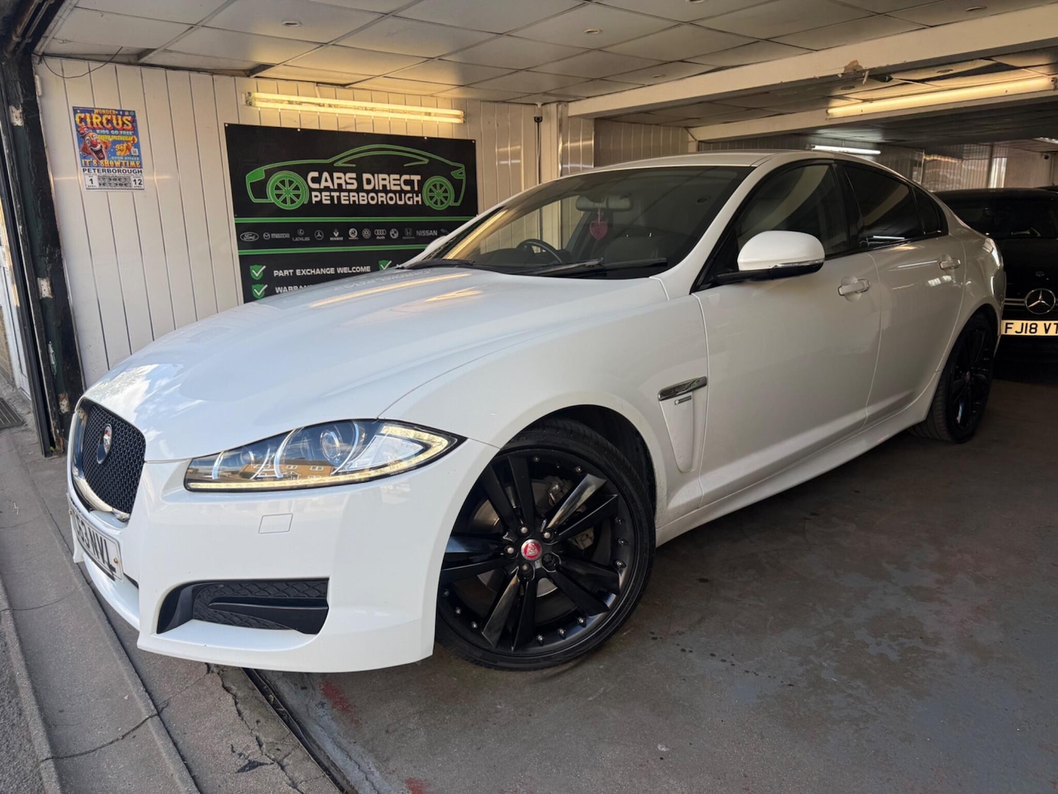 Used Jaguar XF 2013 for sale - 78141360: Photo 2