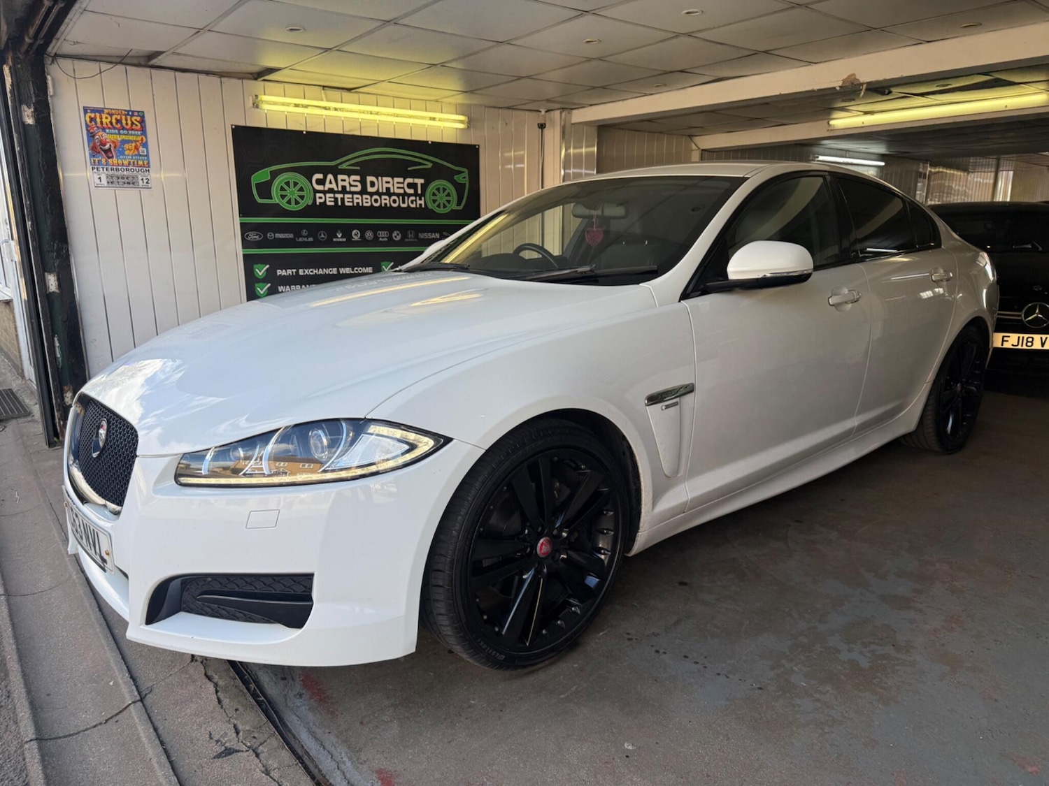 Used Jaguar XF 2013 for sale - 78141360: Photo 4