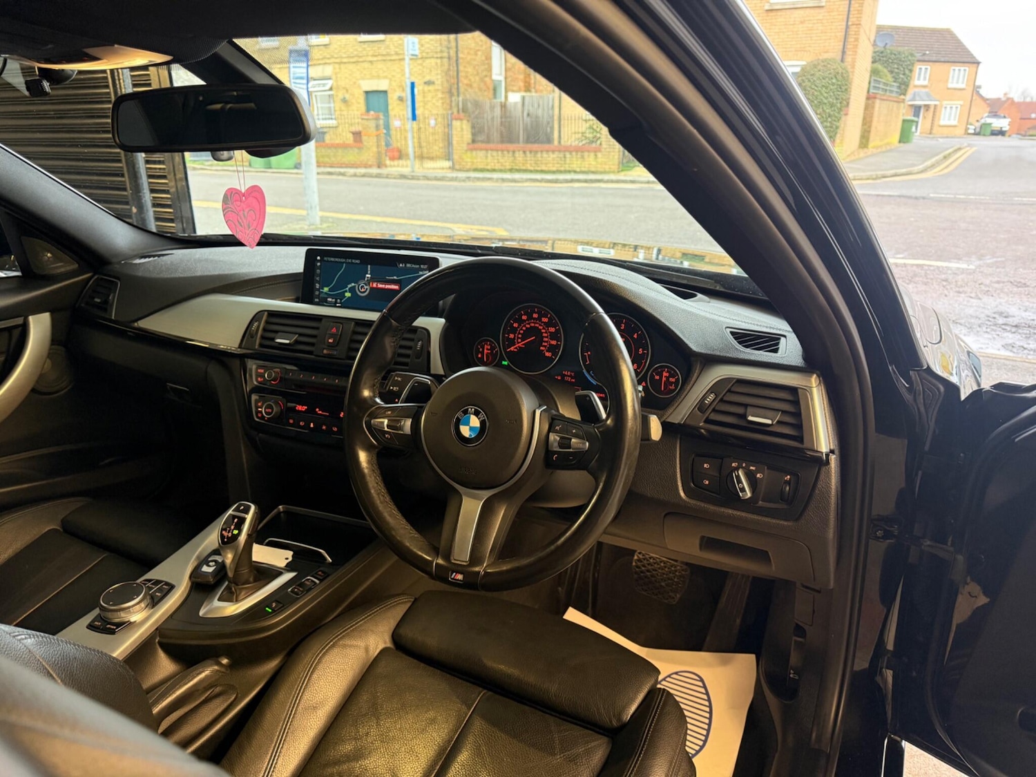 Used BMW 3 Series 2017 for sale - 77376815: Photo 11