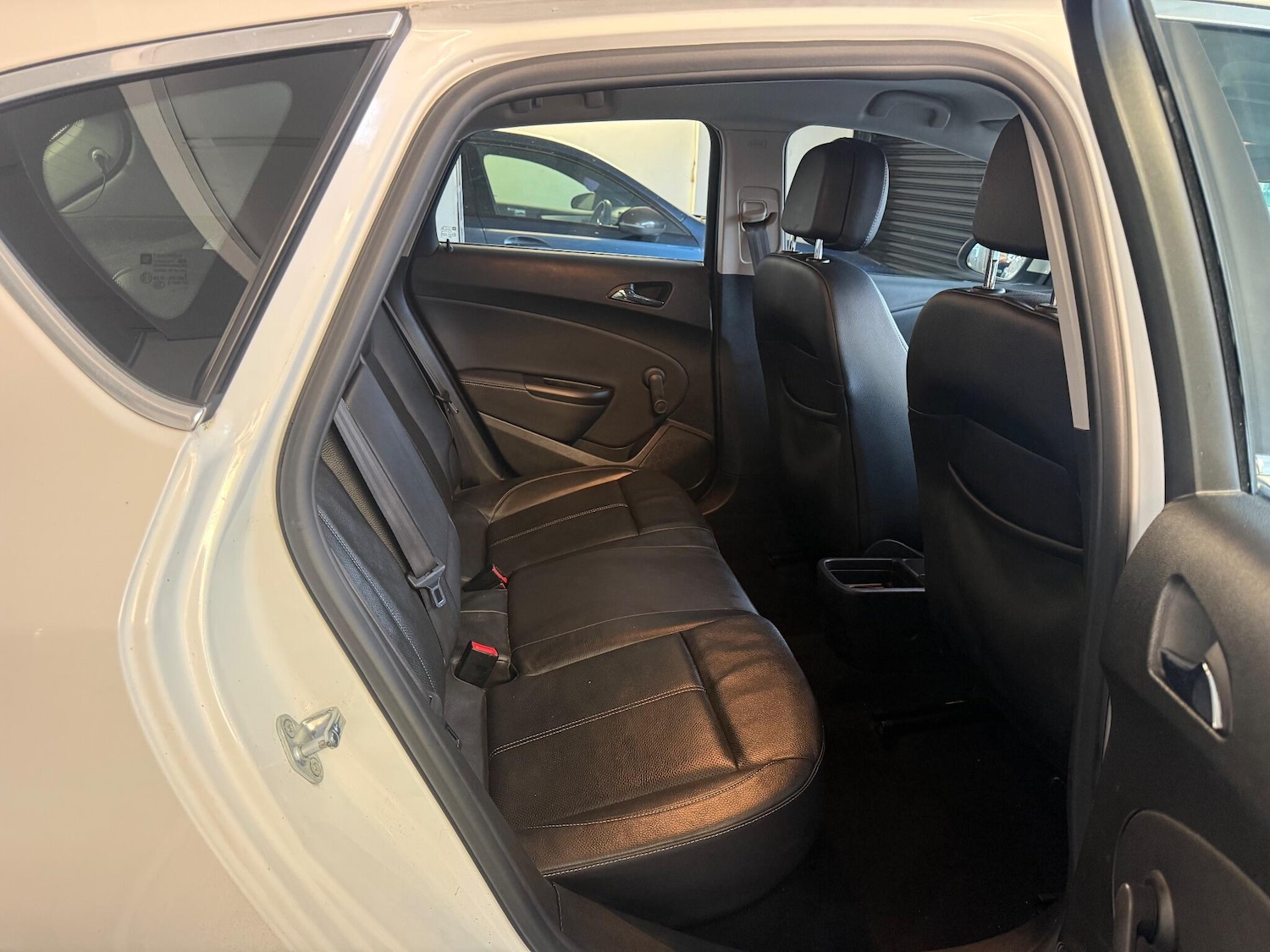 Used Vauxhall Astra 2015 for sale - 76887406: Photo 10