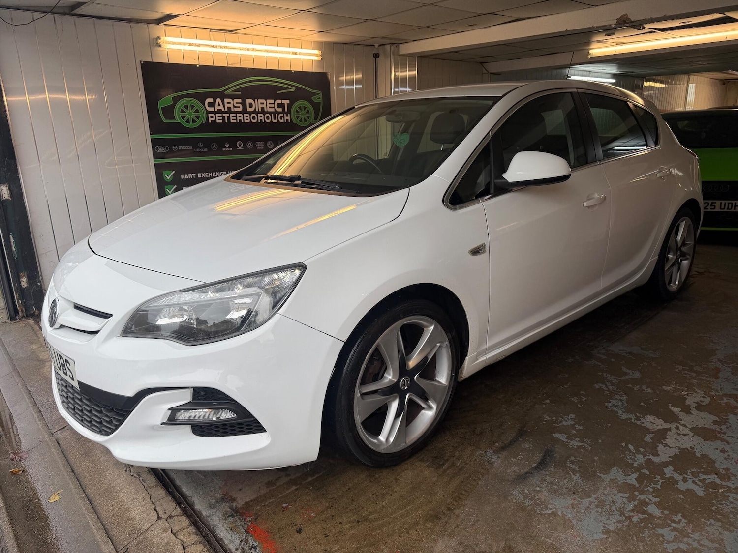 Used Vauxhall Astra 2015 for sale - 76887406: Photo 4