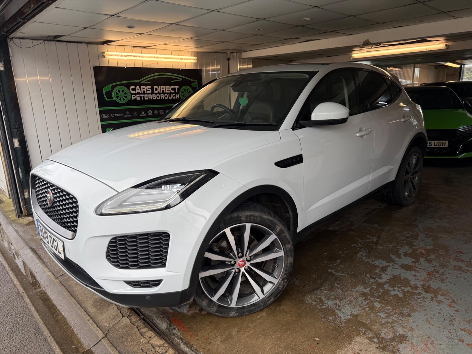 Used Jaguar E-Pace 2019 for sale - 77611850: Photo 2
