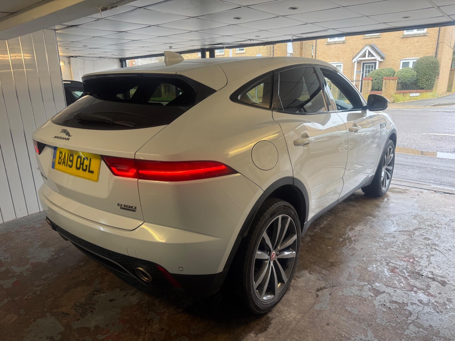 Used Jaguar E-Pace 2019 for sale - 77611850: Photo 6
