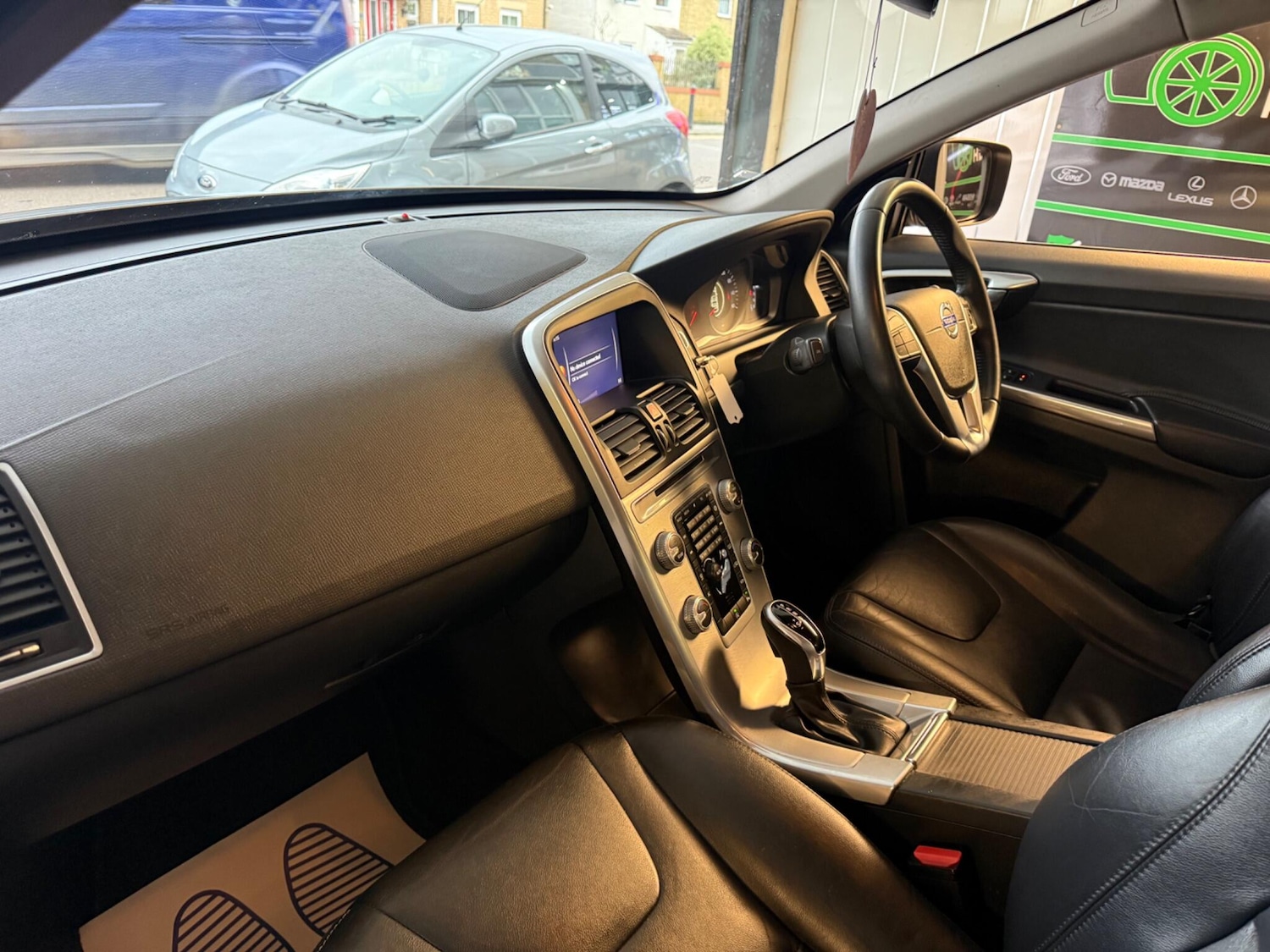 Used Volvo XC60 2017 for sale - 77646917: Photo 15