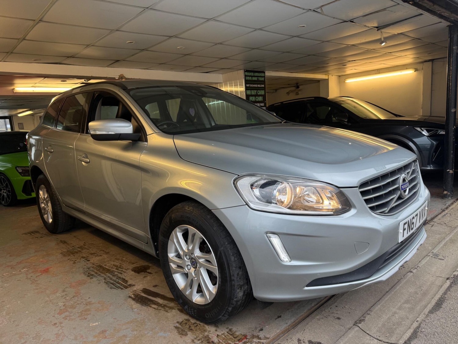 Used Volvo XC60 2017 for sale - 77646917: Photo 3