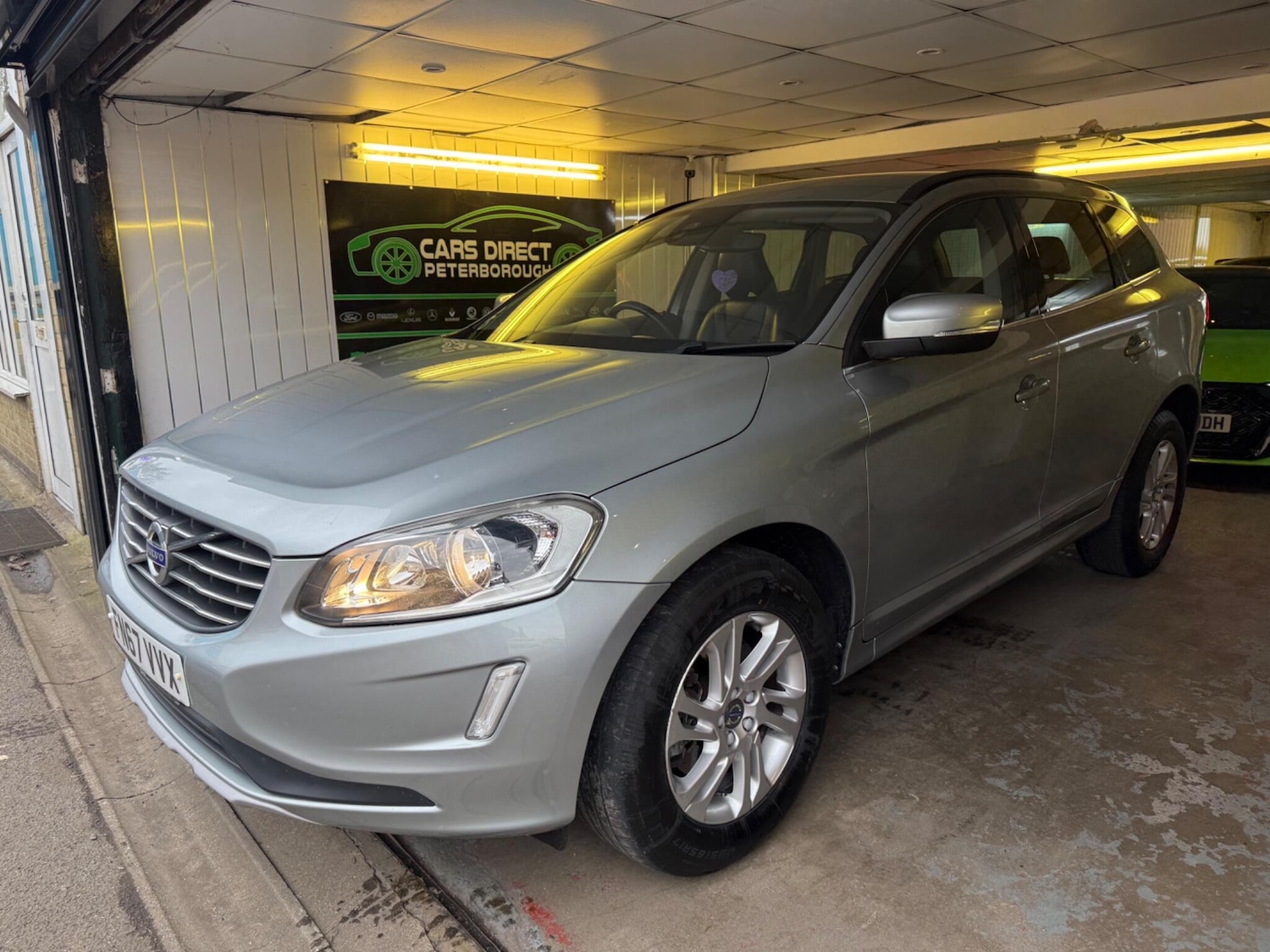 Used Volvo XC60 2017 for sale - 77646917: Photo 4