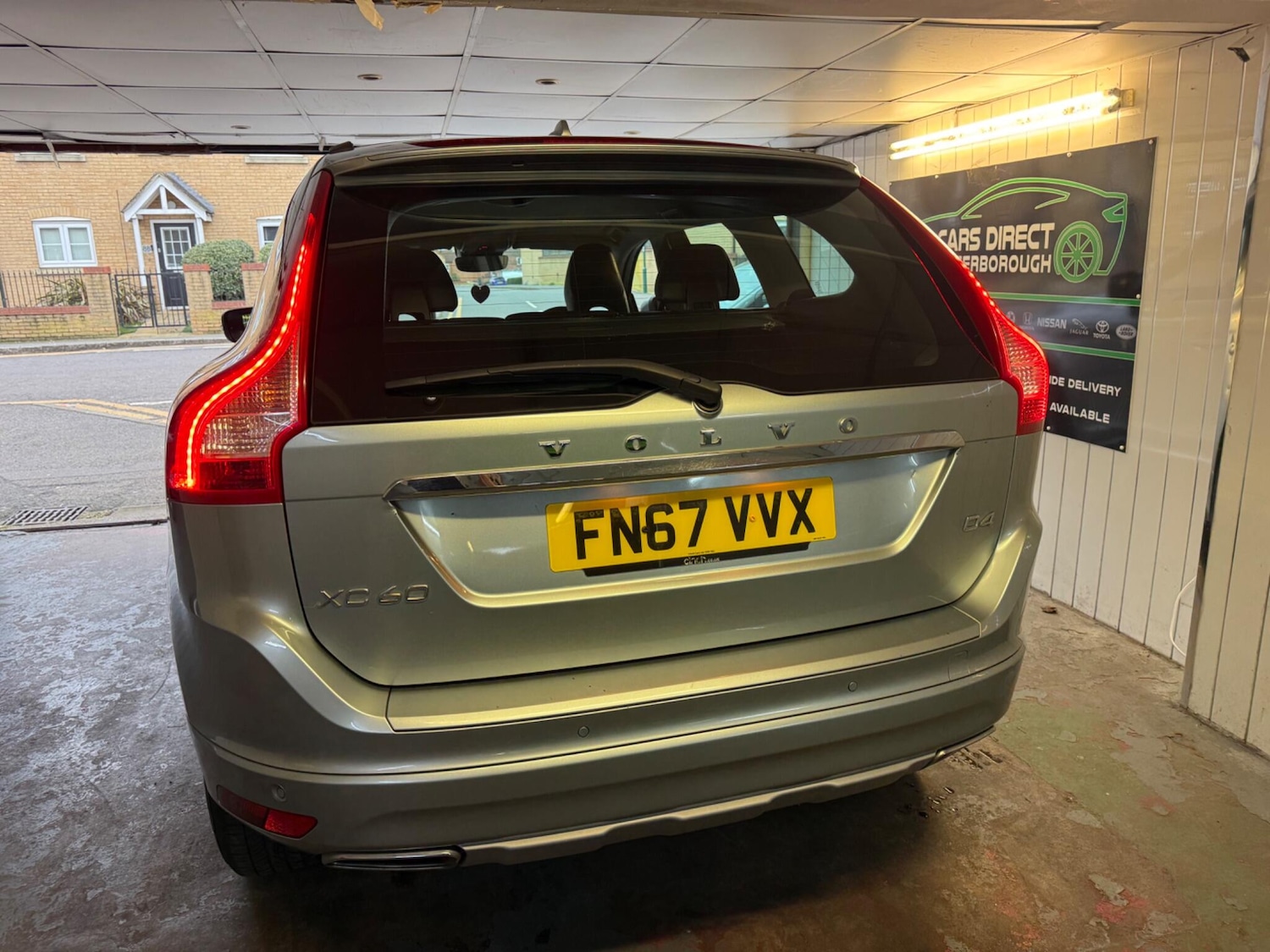 Used Volvo XC60 2017 for sale - 77646917: Photo 8