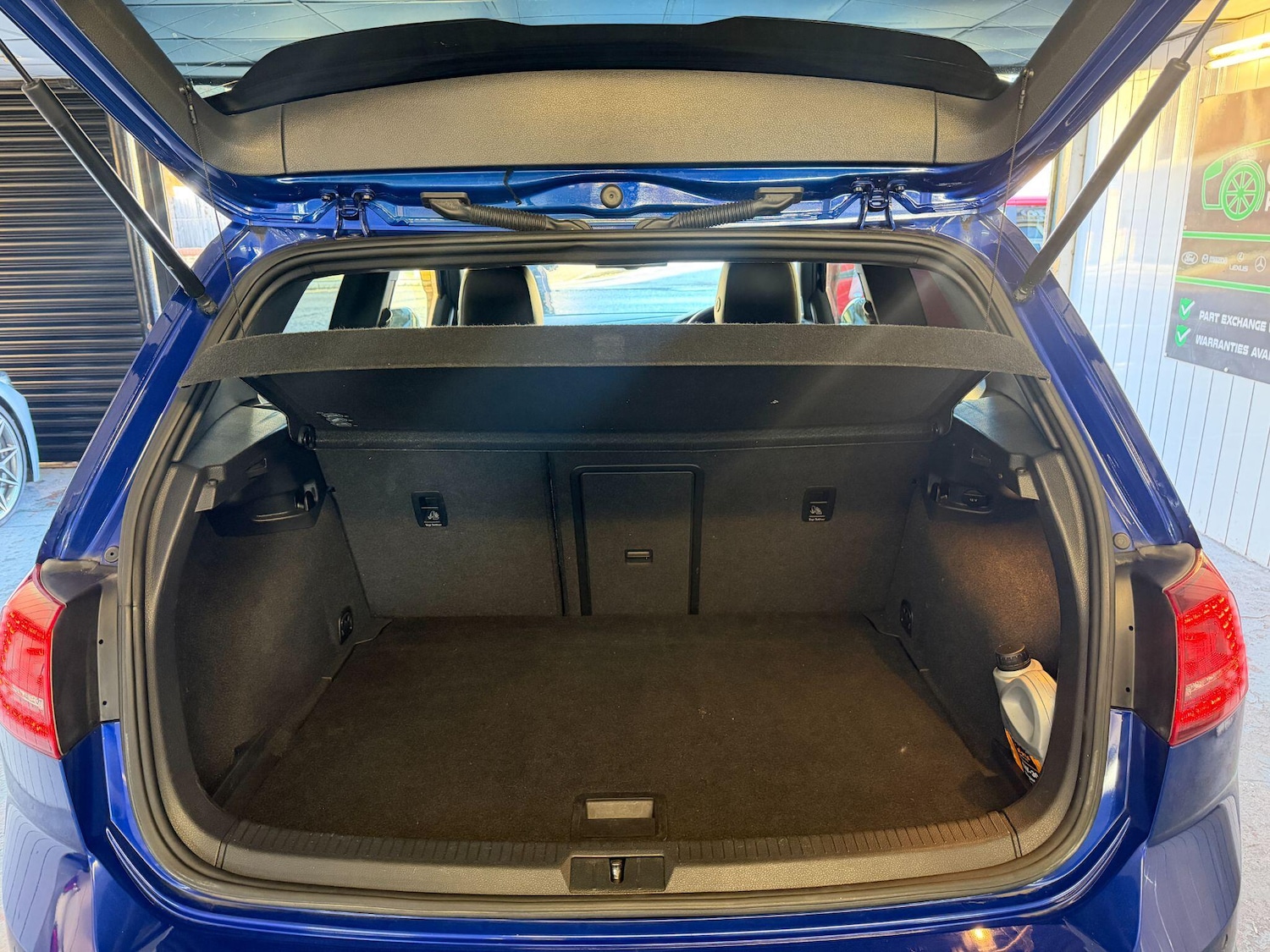 Used Volkswagen Golf 2016 for sale - 77120005: Photo 17