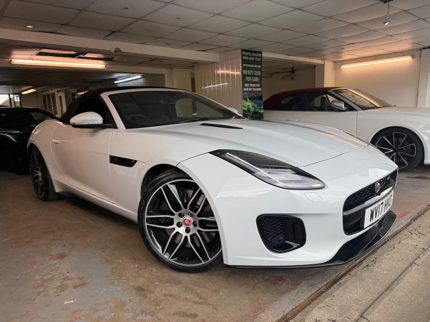 Used Jaguar F-Type 2017 for sale - 76989273: Photo 19