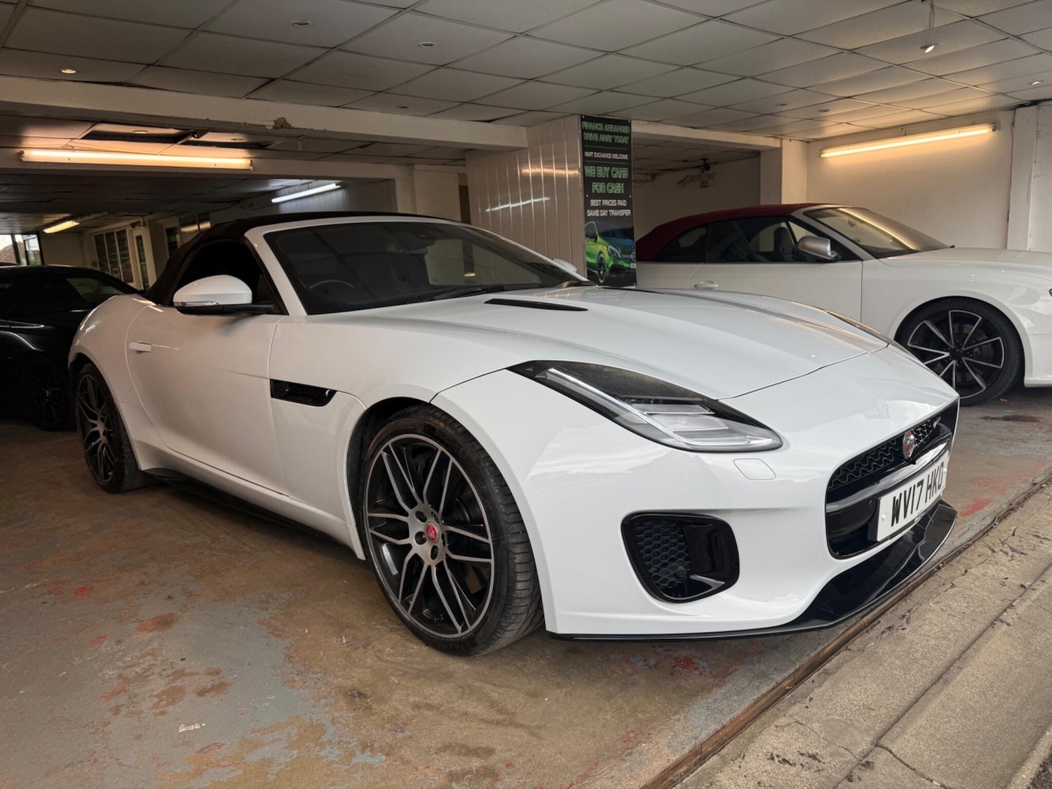 Used Jaguar F-Type 2017 for sale - 76989273: Photo 21