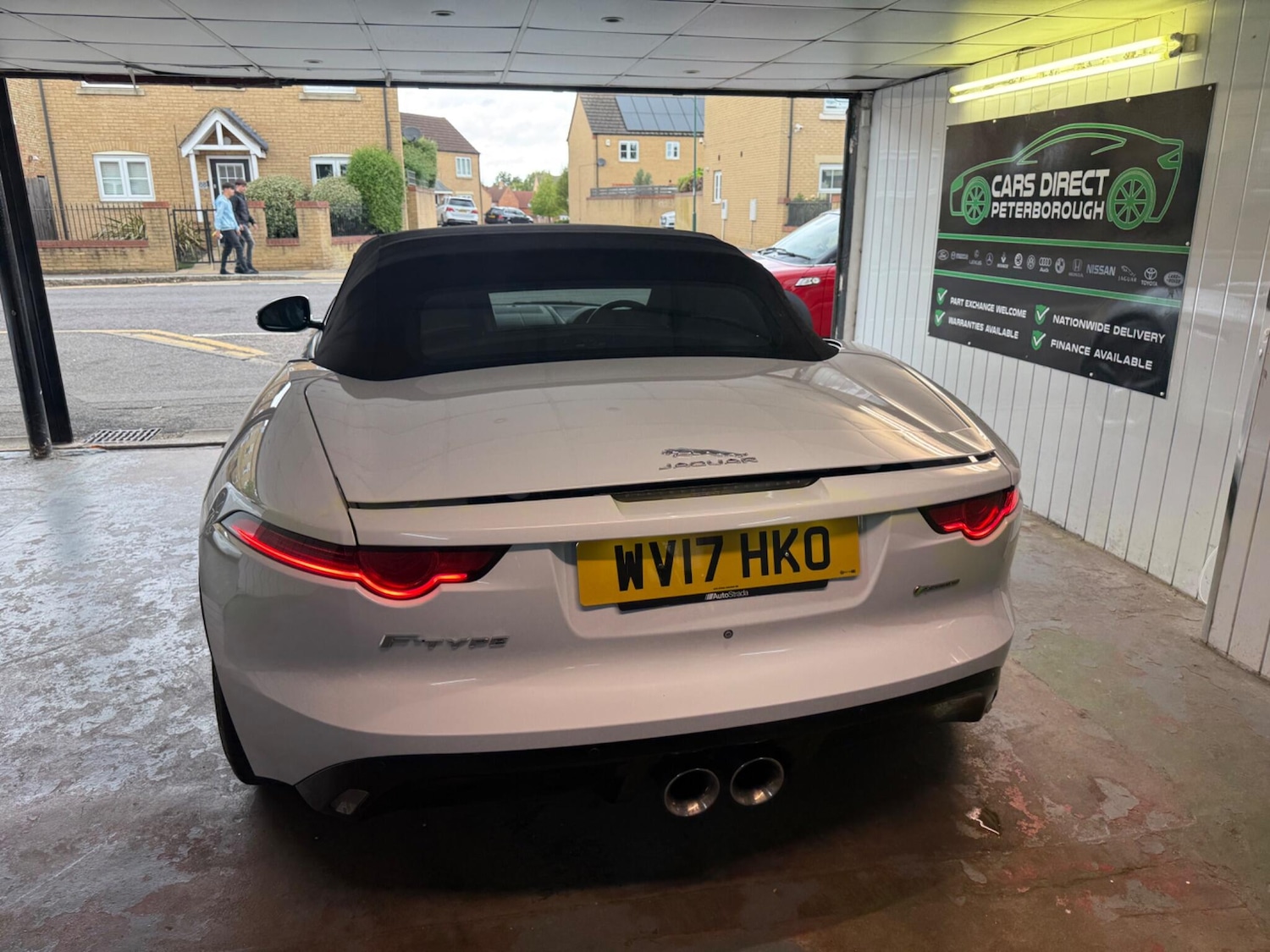 Used Jaguar F-Type 2017 for sale - 76989273: Photo 26