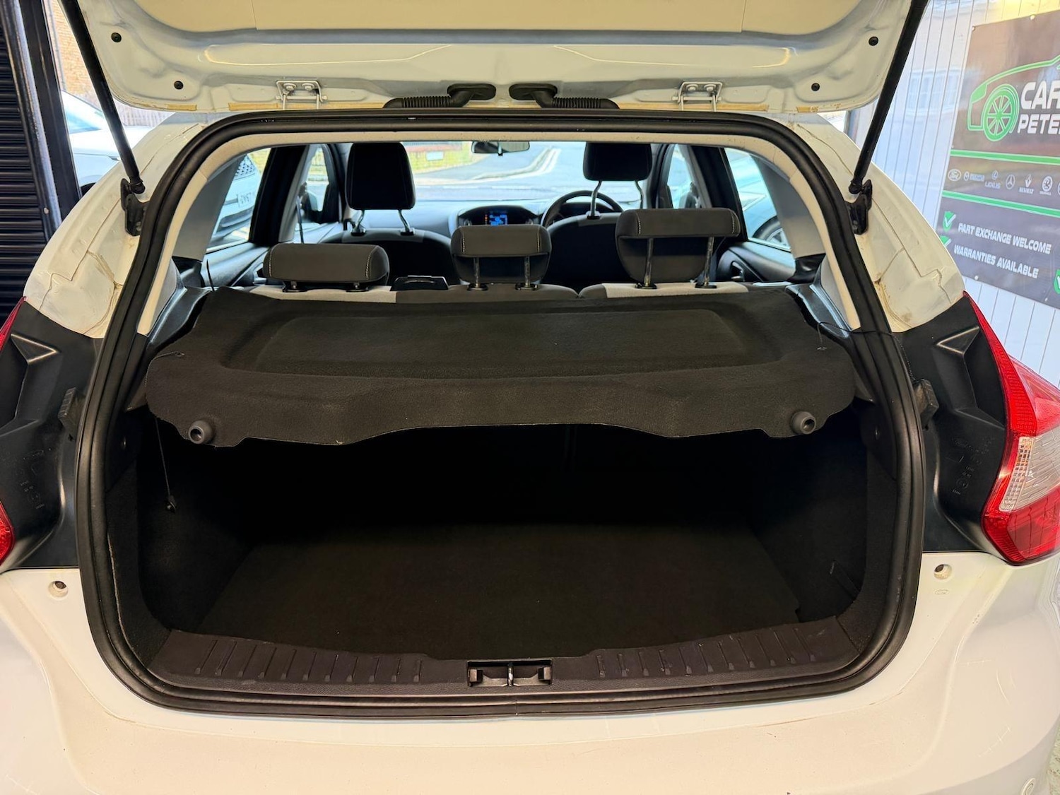 Used Ford Focus 2013 for sale - 77440896: Photo 12