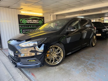 Used Ford Focus 2017 for sale - 78998852: Photo