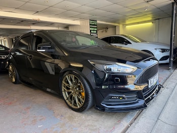 Used Ford Focus 2017 for sale - 78998852: Photo