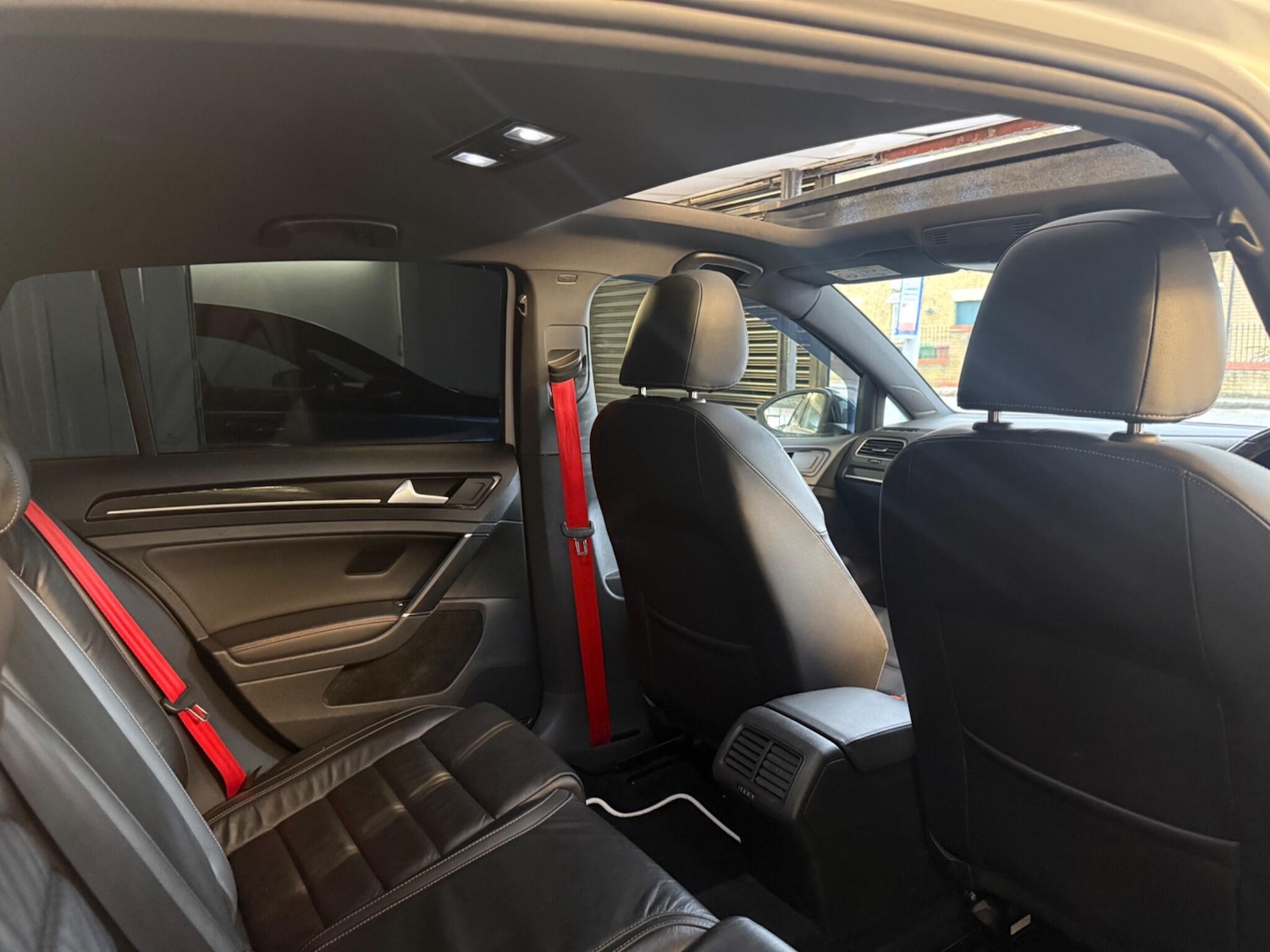 Used Volkswagen Golf 2016 for sale - 76522147: Photo 15