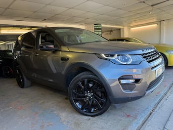 Used Land Rover Discovery Sport 2017 for sale - 79832177: Photo
