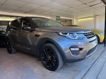 Used Land Rover Discovery Sport 2017 for sale - 79832177: Photo