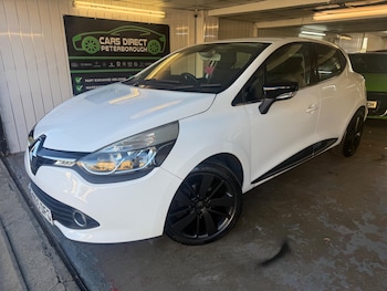 Used Renault Clio 2015 for sale - 76377250: Photo