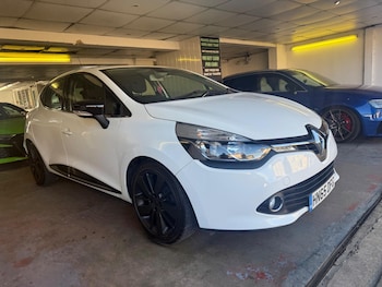 Used Renault Clio 2015 for sale - 76377250: Photo