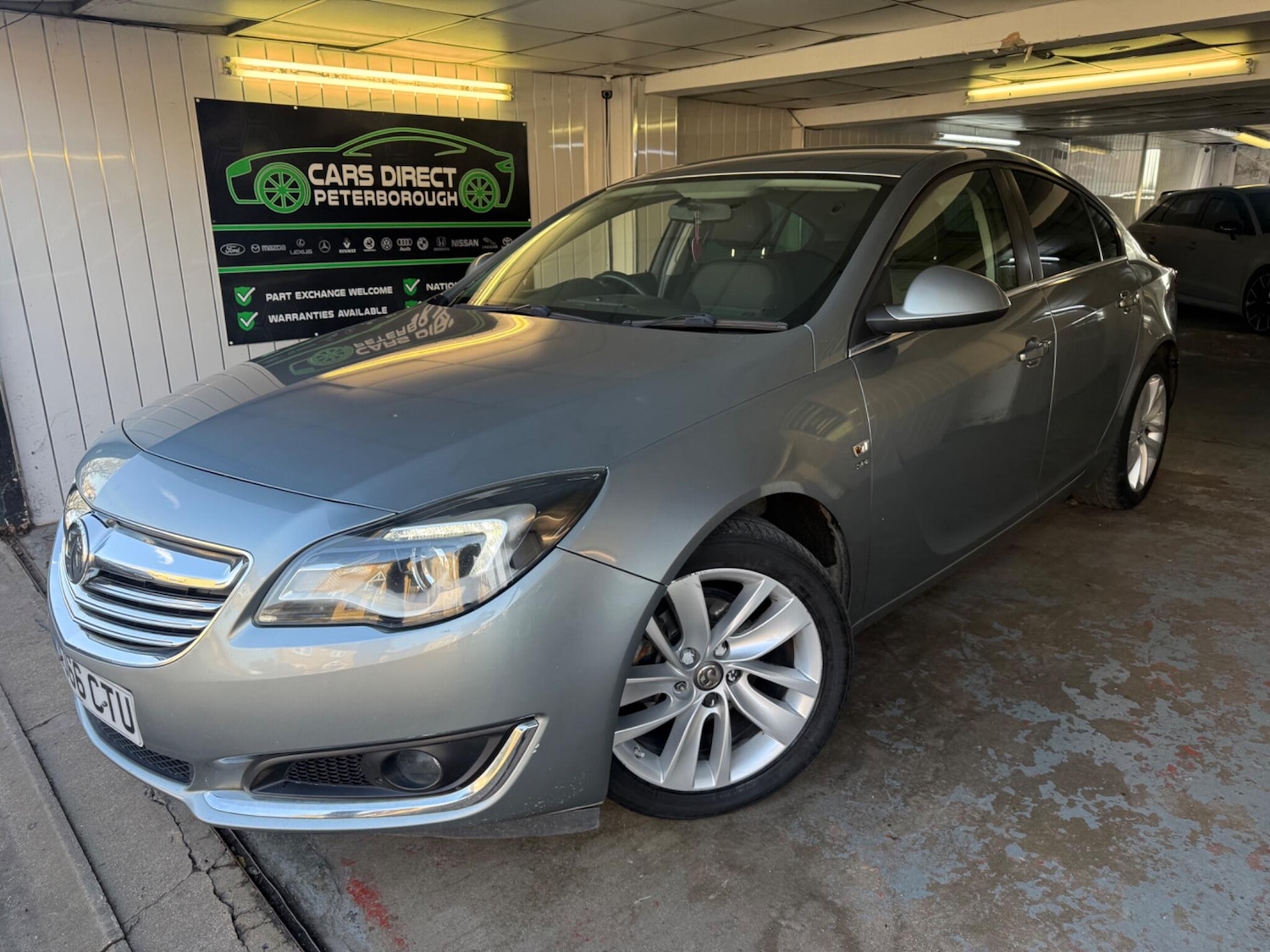 Used Vauxhall Insignia for sale - 77683297: Photo 2