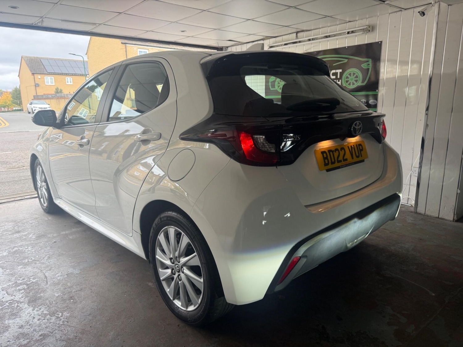 Used Toyota Yaris 2022 for sale - 76995350: Photo 6