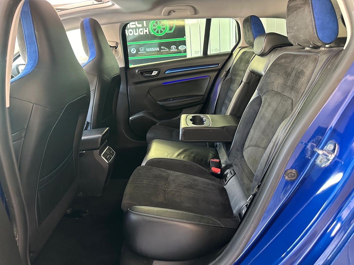 Used Renault Megane 2018 for sale - 76108405: Photo 15