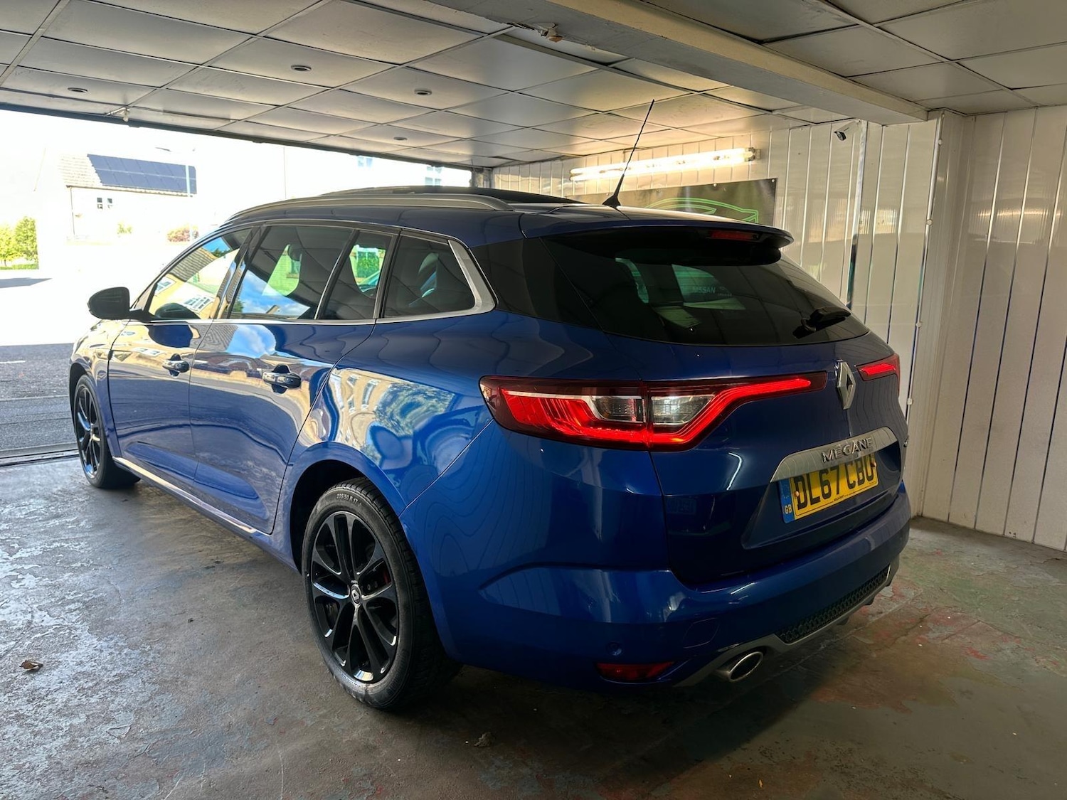 Used Renault Megane 2018 for sale - 76108405: Photo 5
