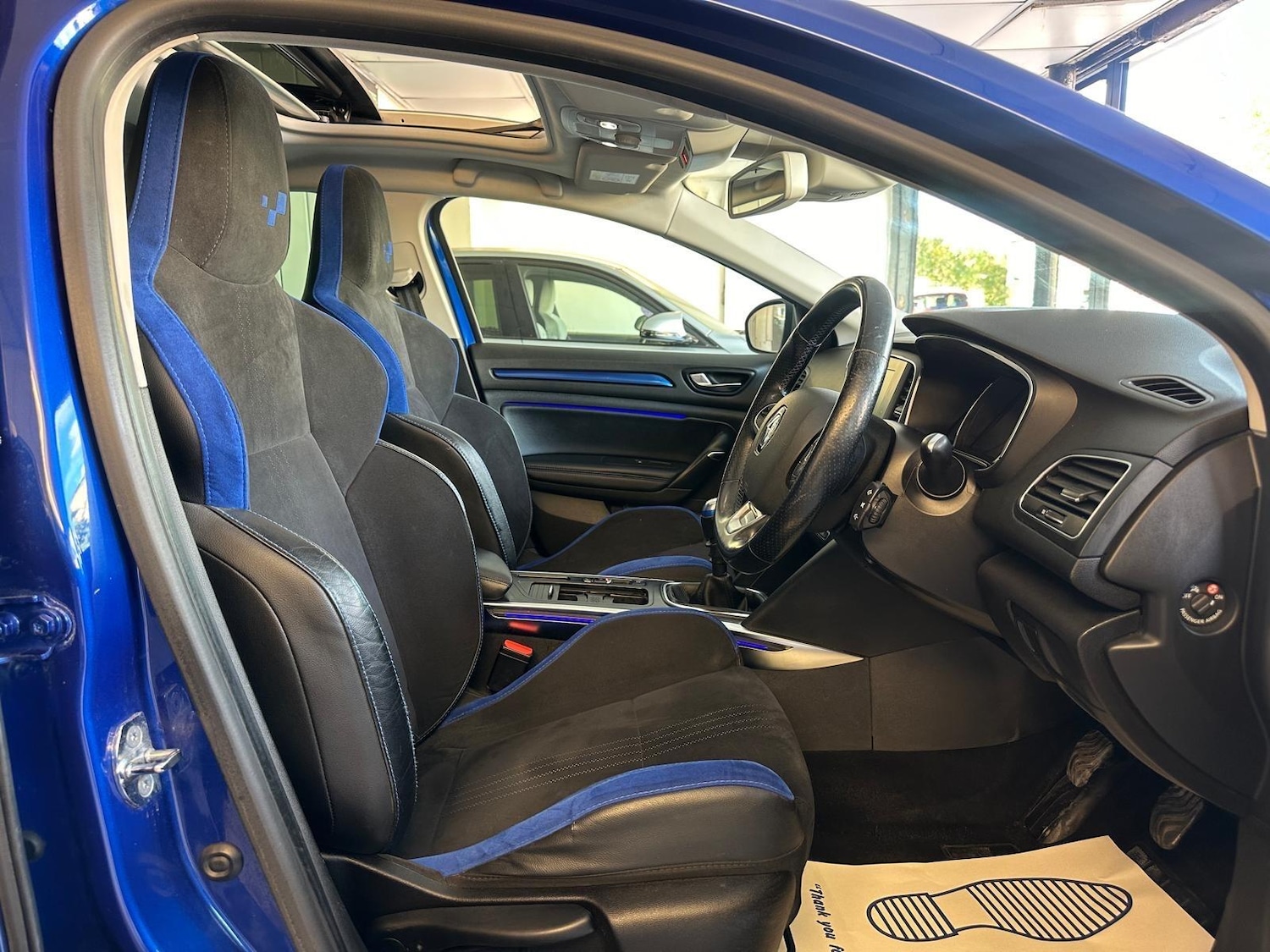 Used Renault Megane 2018 for sale - 76108405: Photo 8